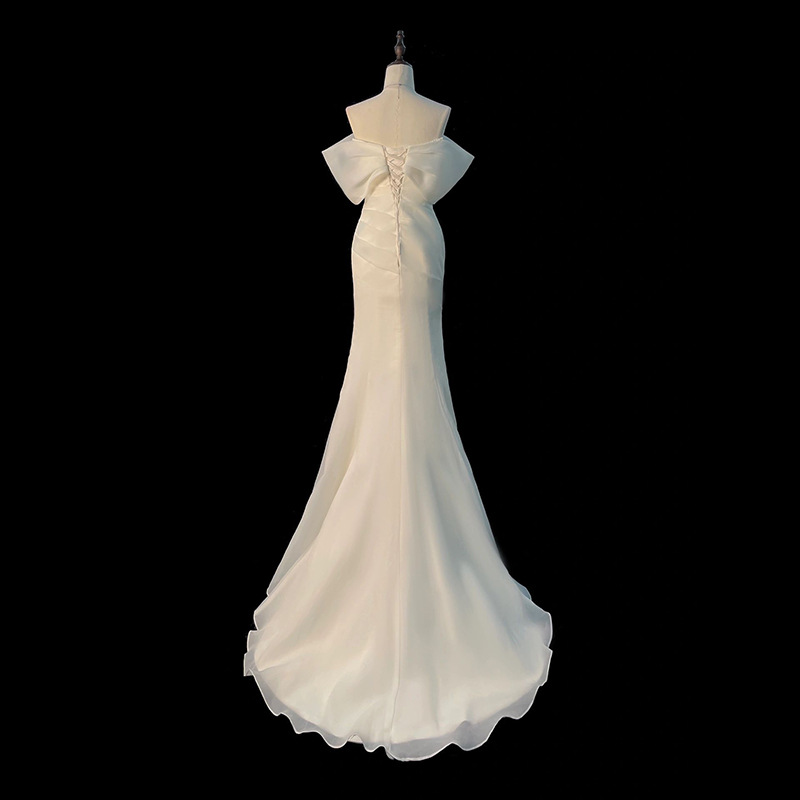 One Shoulder Satin Light Weddi - Photography Natural Lighting Basics recension och pris